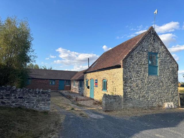 House for rent in Sidbury