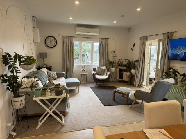 House for rent in Pauatahanui, Wellington