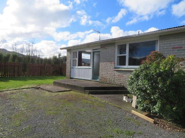 House for rent in Clouston Park, Upper Hutt