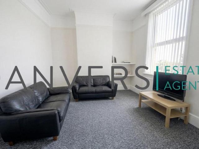 House for rent in Bede Island, Old Wharf