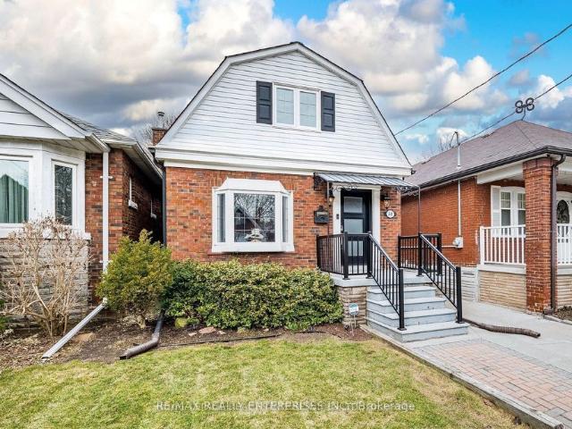 House for rent in Etobicoke—Lakeshore, Toronto