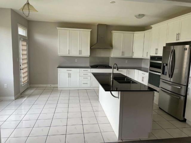 House for rent in Georgina, Ontario