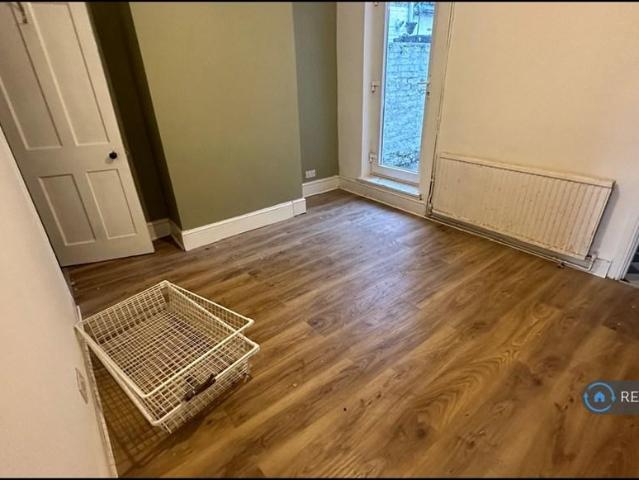 House for rent in Luton, Chatham