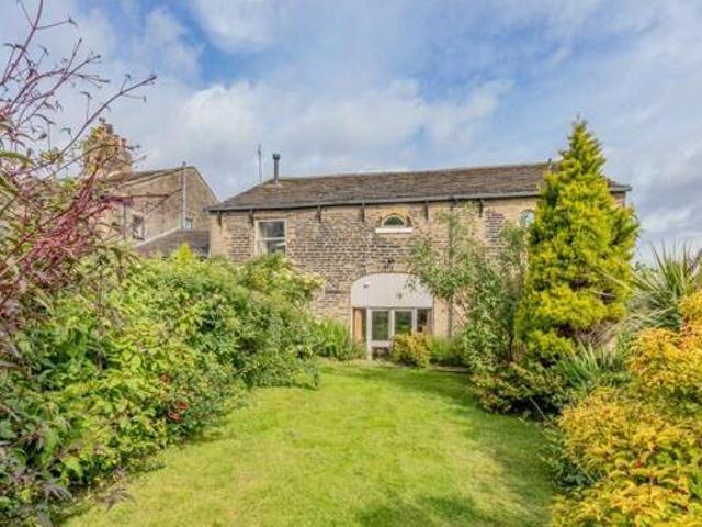 House for sale in Halifax, West Yorkshire