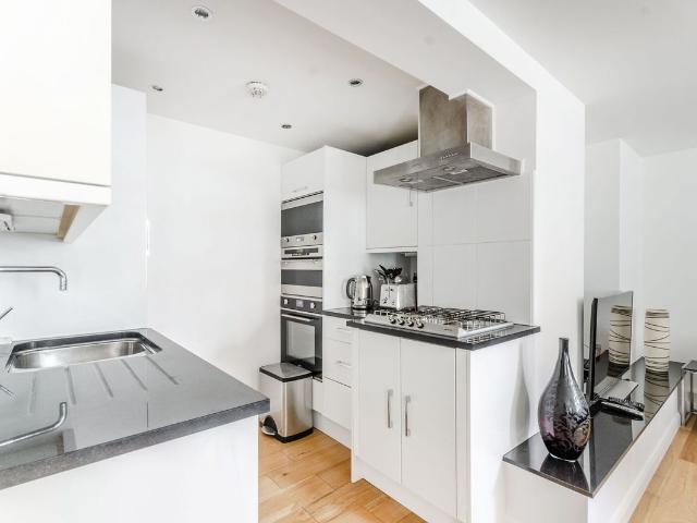 Apartment for rent in Marylebone, Greater London