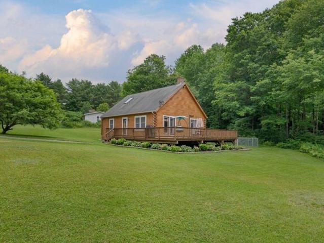 House for sale in Winthrop, Maine