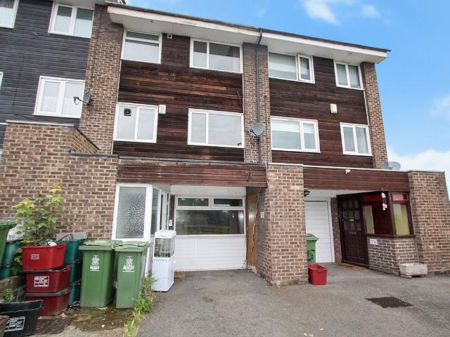House for rent in Belvedere, Greater London