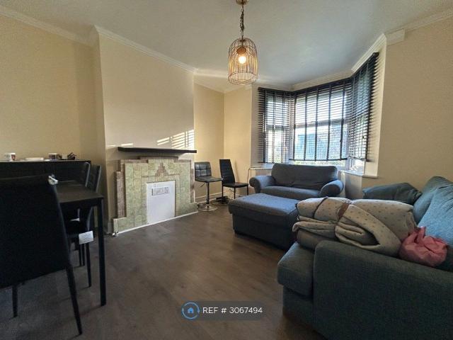 Apartment for rent in London Borough of Enfield, Greater London
