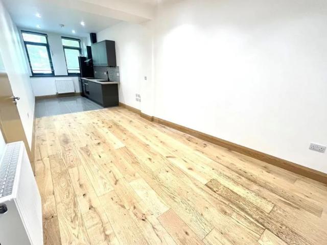 Apartment for rent in The Meadows, Haddon