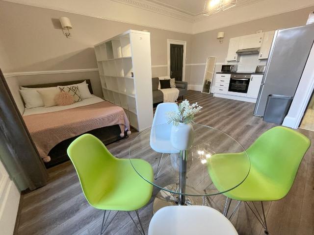 Apartment for rent in Canning / Georgian Quarter, Calderstones