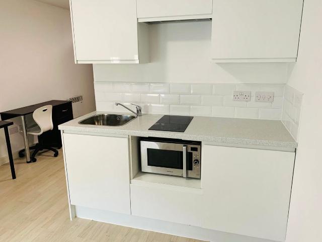 Studio for rent in Canning / Georgian Quarter, Calderstones