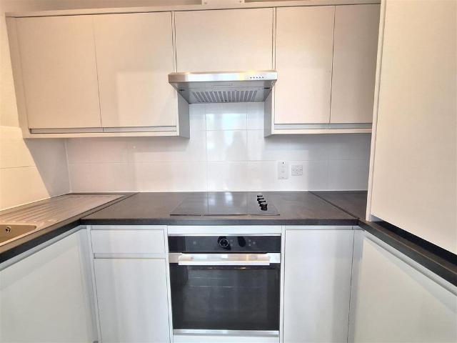 Apartment for rent in Newtown, Reading