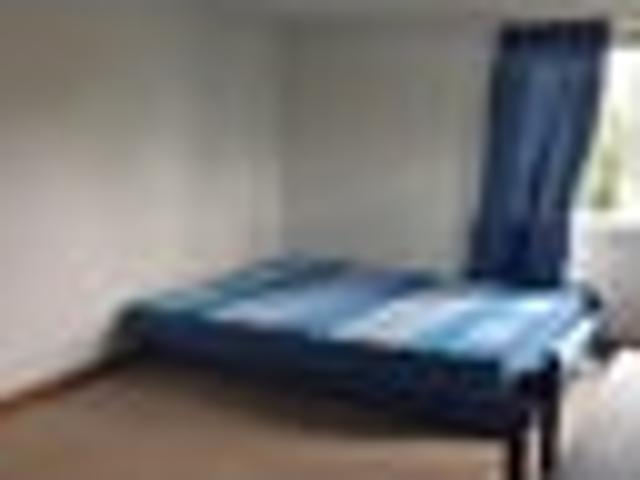 House for rent in Chaslands, Canterbury