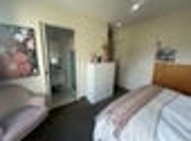 Apartment for rent in Chaslands, Canterbury