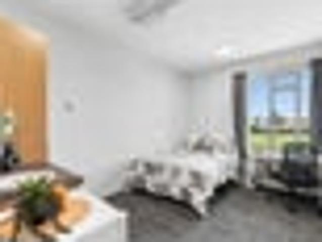Apartment for rent in Chaslands, Canterbury