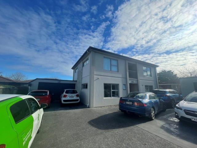 Apartment for rent in Chaslands, Canterbury