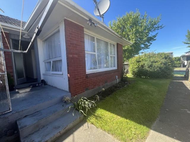 Apartment for rent in Chaslands, Canterbury