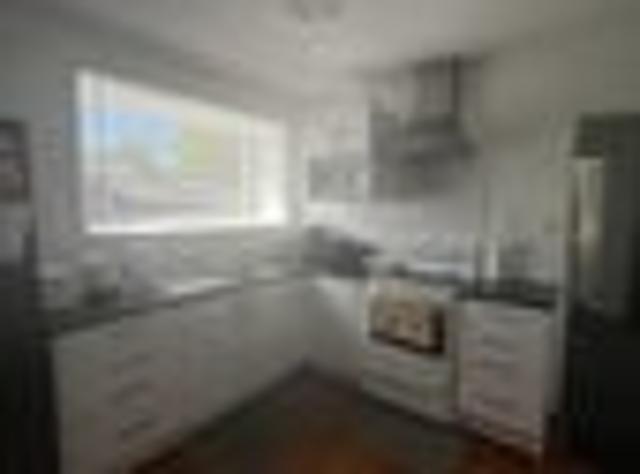 Apartment for rent in Chaslands, Canterbury
