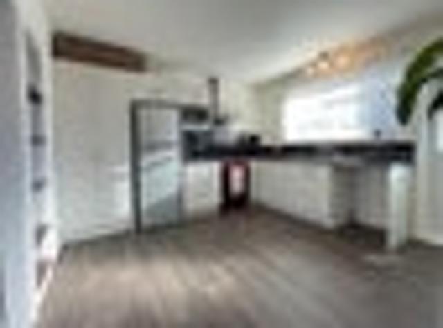Apartment for rent in Chaslands, Canterbury