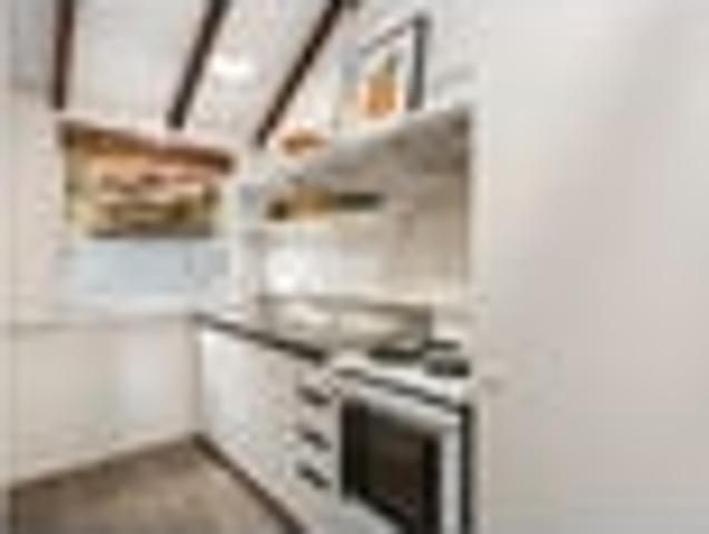 House for rent in Chaslands, Canterbury