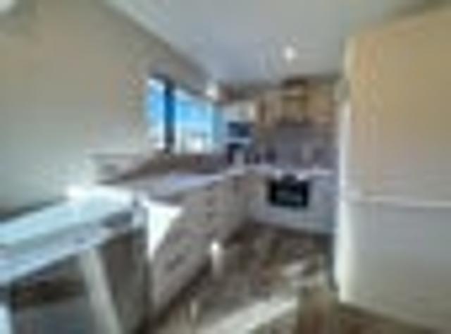 Apartment for rent in Chaslands, Canterbury