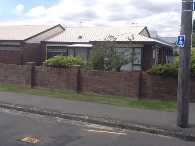 Apartment for rent in Chaslands, Canterbury