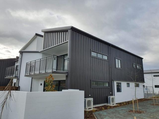 Apartment for rent in Chaslands, Canterbury