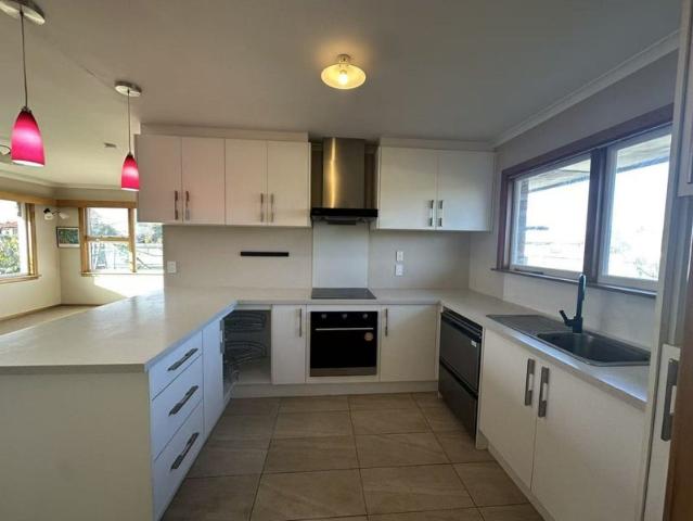House for rent in Chaslands, Canterbury