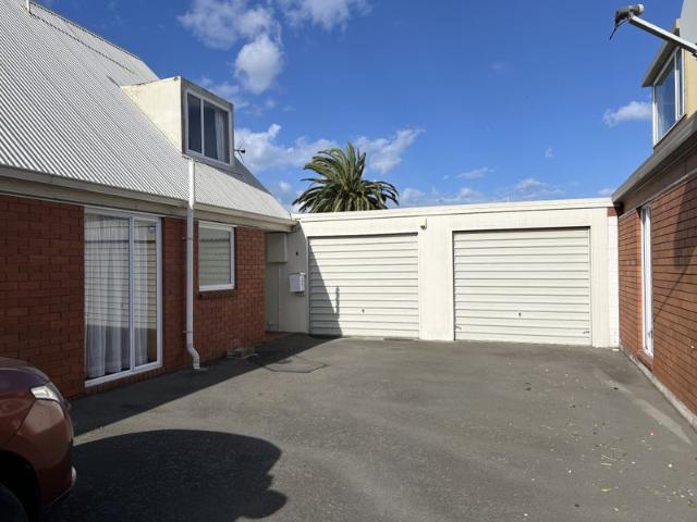 House for rent in Chaslands, Canterbury