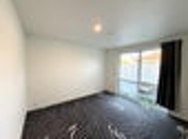 House for rent in Chaslands, Canterbury