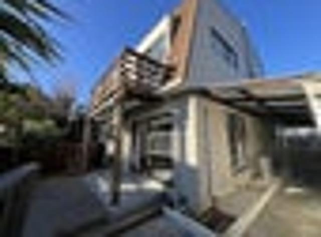 House for rent in Chaslands, Canterbury