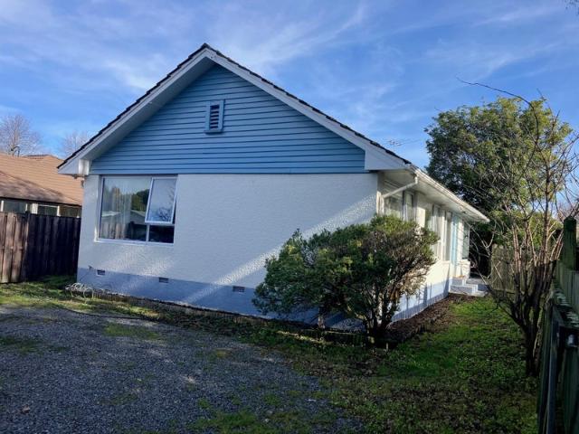 House for rent in Chaslands, Canterbury