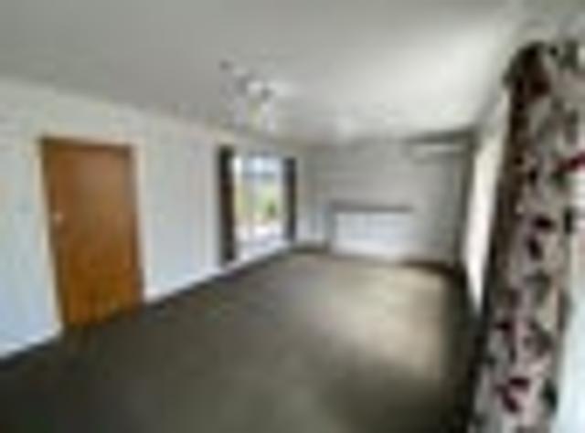 Apartment for rent in Chaslands, Canterbury