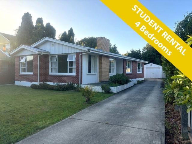 House for rent in Chaslands, Canterbury