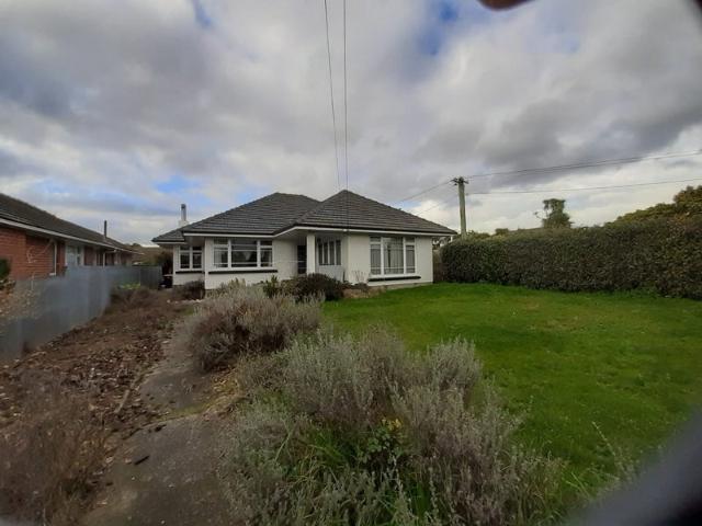 House for rent in Chaslands, Canterbury