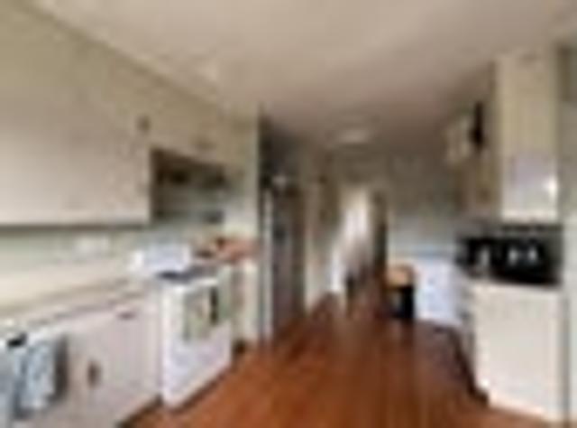 House for rent in Chaslands, Canterbury