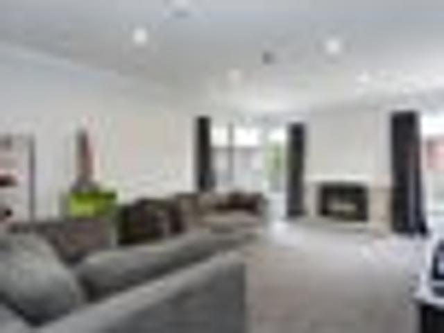 House for rent in Chaslands, Canterbury