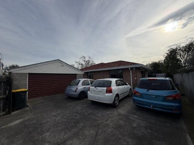 House for rent in Chaslands, Canterbury