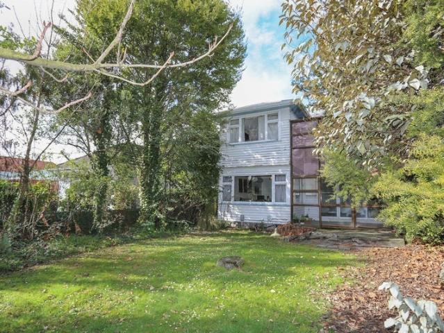 Apartment for rent in Chaslands, Canterbury