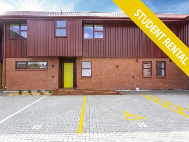 House for rent in Chaslands, Canterbury