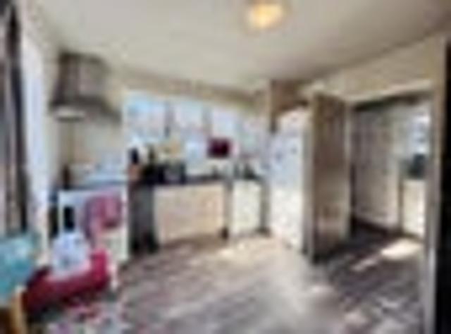 Apartment for rent in Chaslands, Canterbury