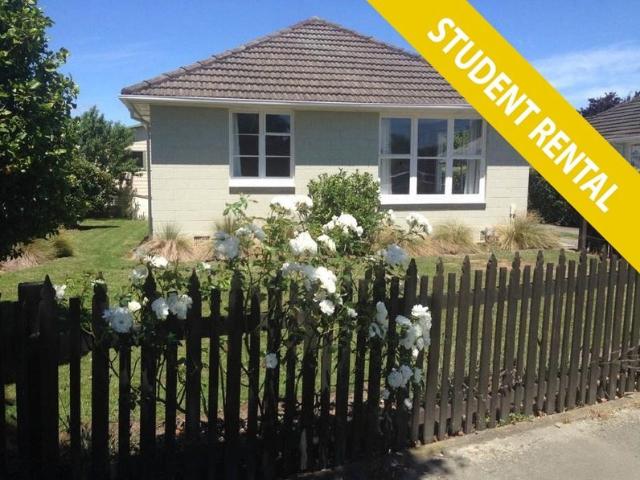 Apartment for rent in Chaslands, Canterbury