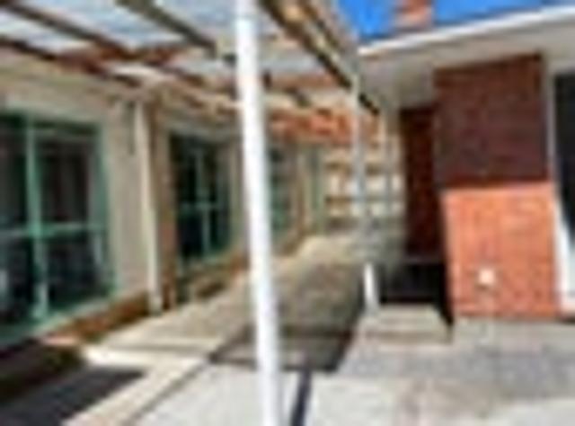 House for rent in Chaslands, Canterbury