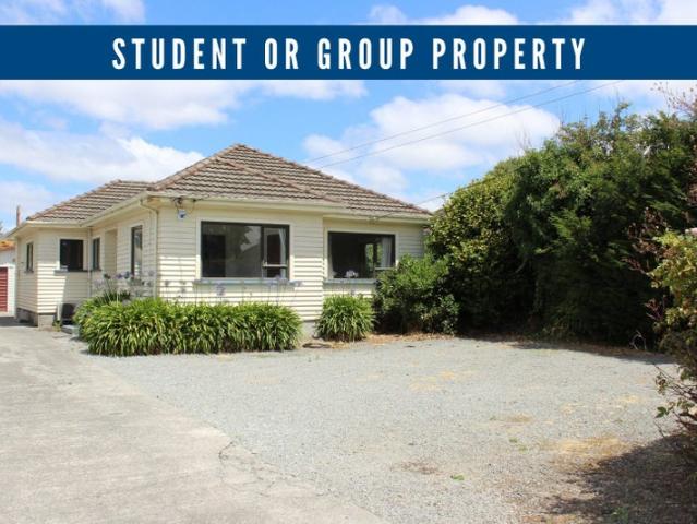 House for rent in Chaslands, Canterbury