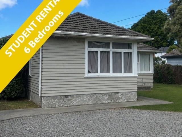 House for rent in Chaslands, Canterbury