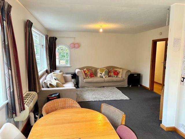 House for rent in Chaslands, Canterbury