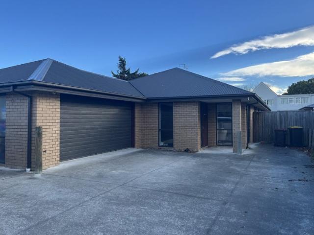 House for rent in Chaslands, Canterbury