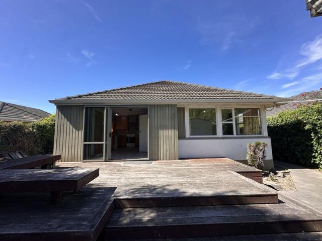 House for rent in Chaslands, Canterbury