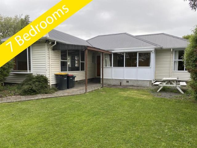 House for rent in Chaslands, Canterbury