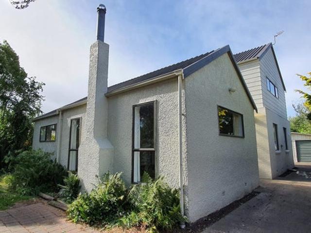 House for rent in Chaslands, Canterbury